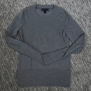 Banana Republic Women's Gray Crewneck merino wool Sweater